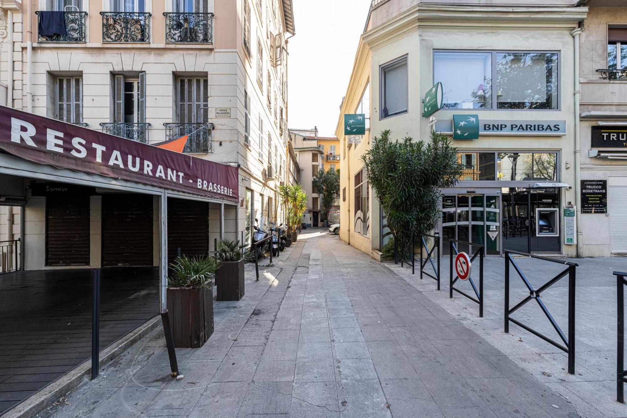 Au Coeur De La Libe - Ac - Central - Pres Tram Et Supermarches - Lit Xxl Nice Exterior photo